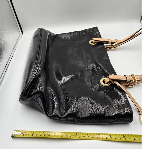 Michael Kors Black Patent Leather Shoulder Tote Bag MK Charm Gold Hardware - Picture 8 of 12
